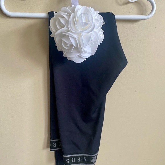 GORGEOUS Versace leggings / tights vintage black size large. - Picture 6 of 6